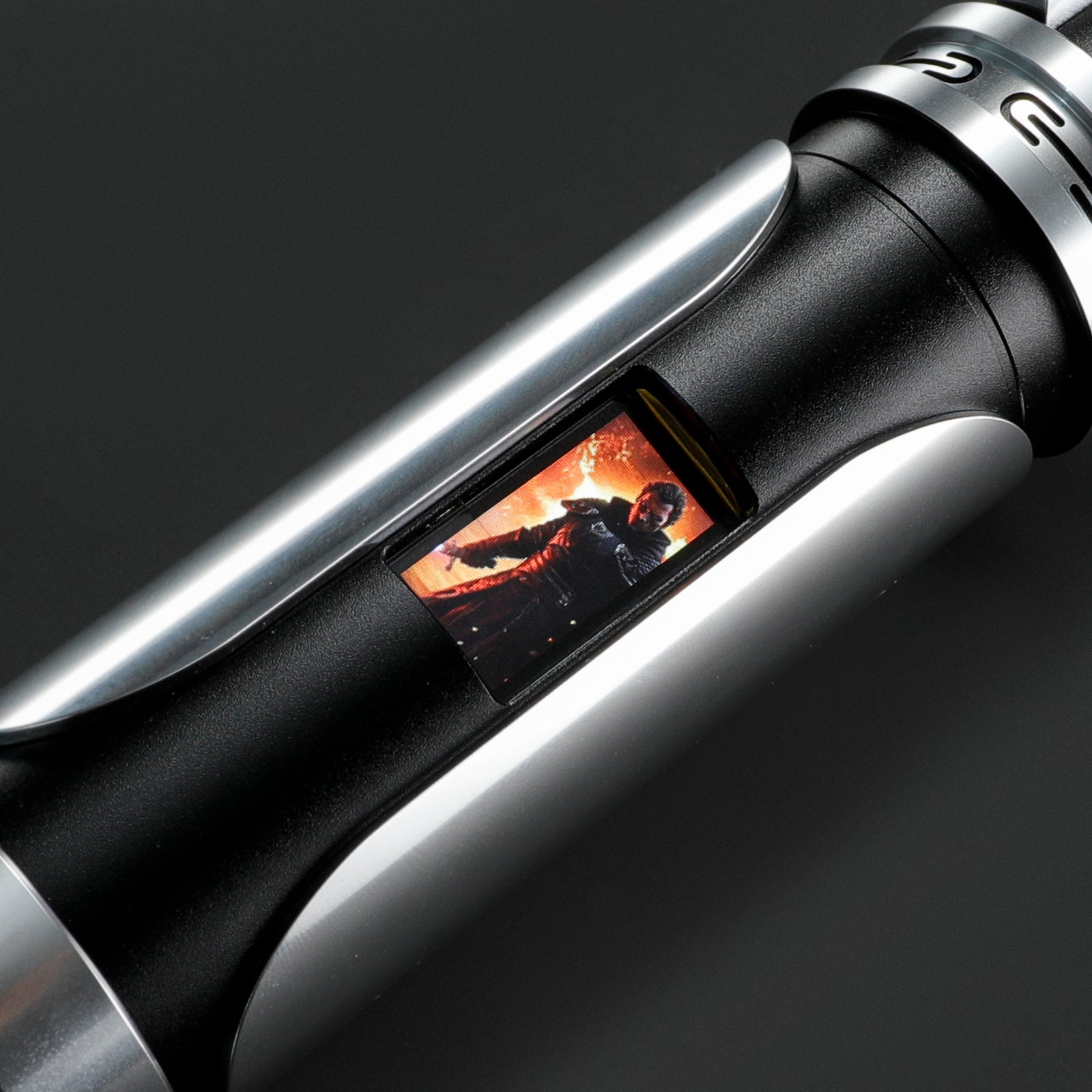 Deluxe Kyber Saber