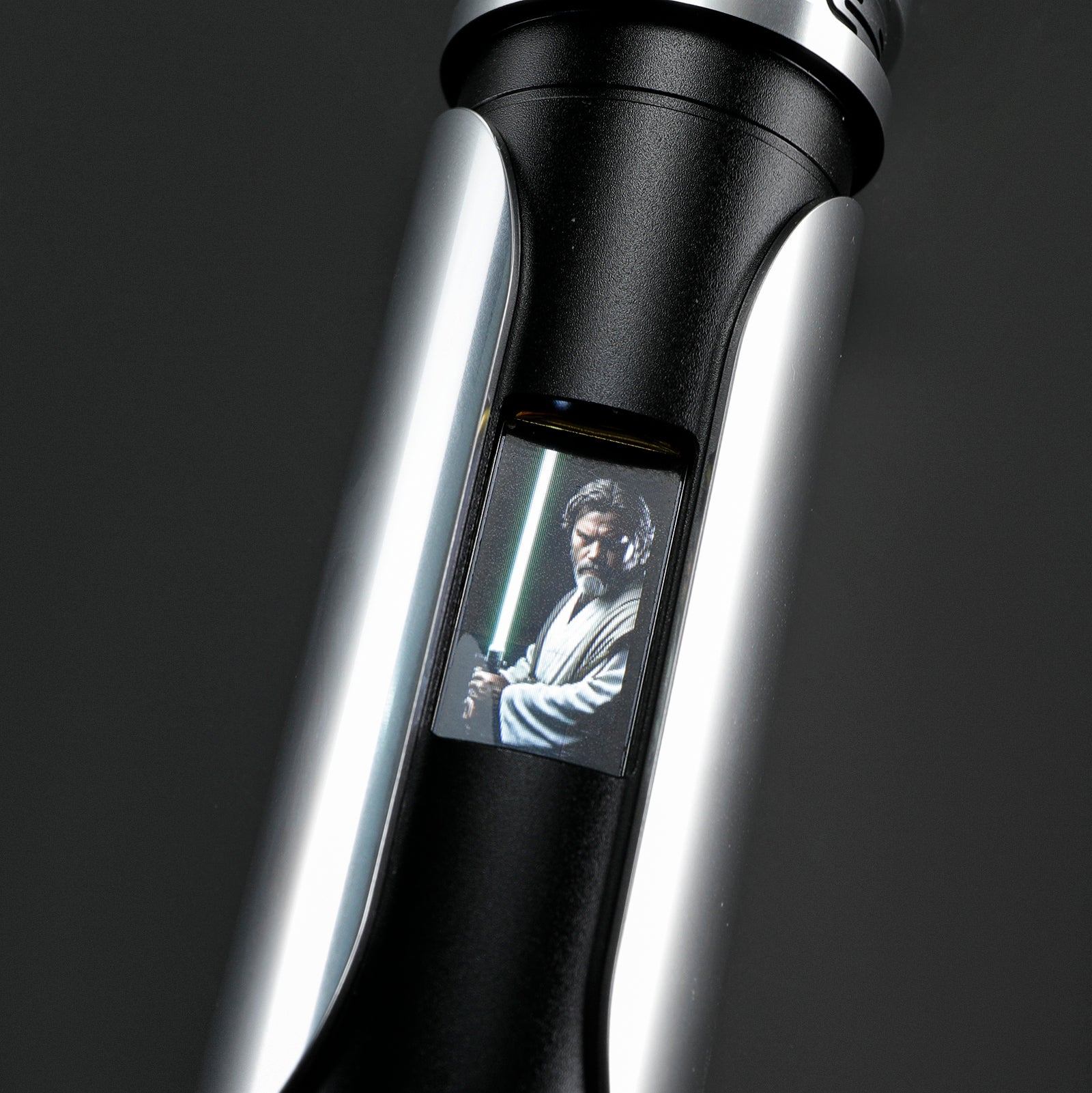 Deluxe Kyber Saber