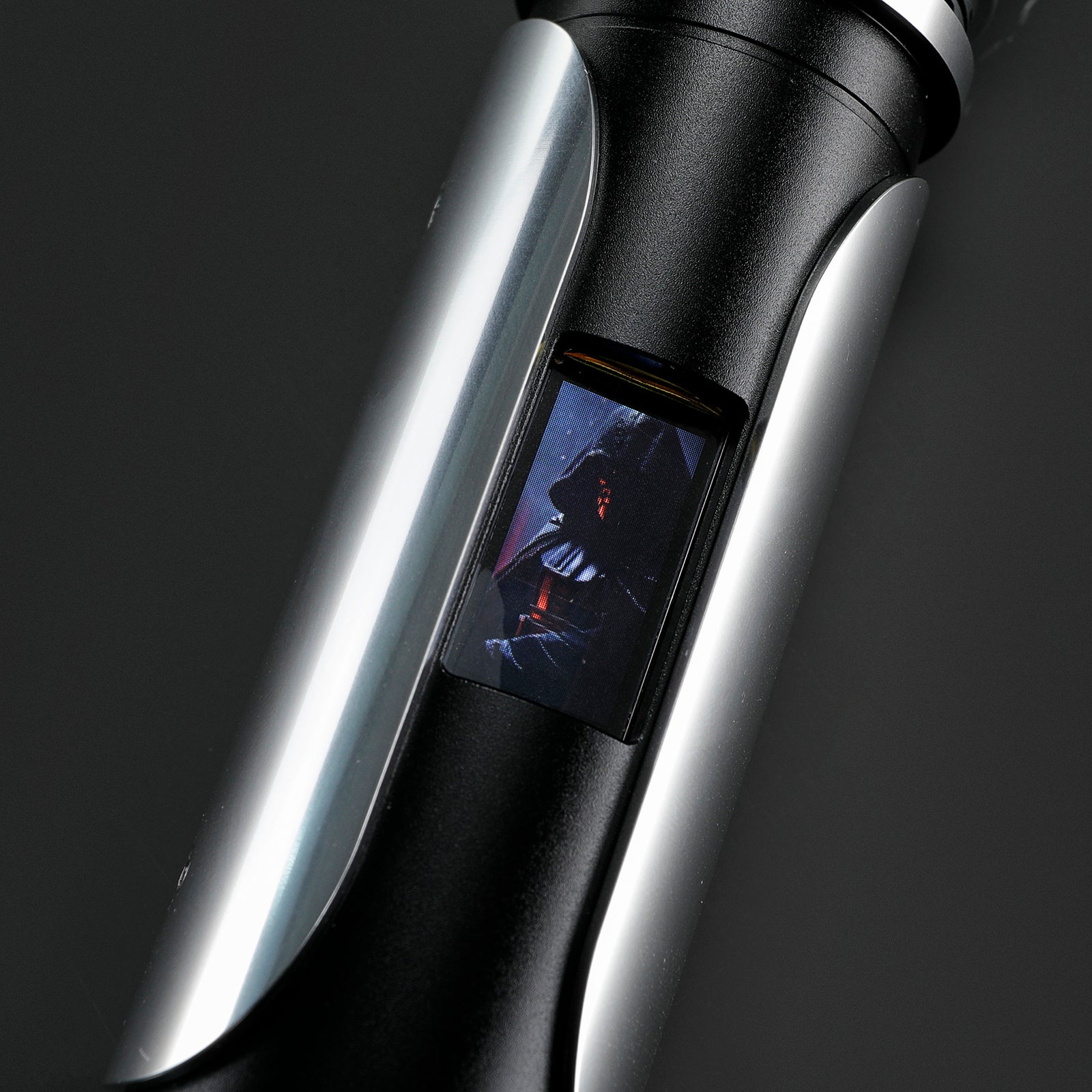 Deluxe Kyber Saber